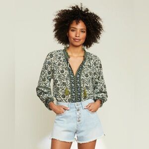 Veronica Beard Aeris Top in Off White & Green size Small (S)